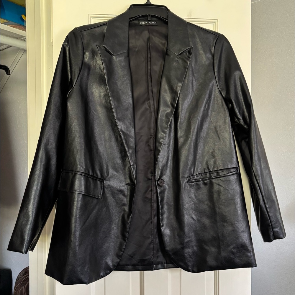 SHEIN Black Faux Leather Blazer | Medium | Distressed | Statement Layer